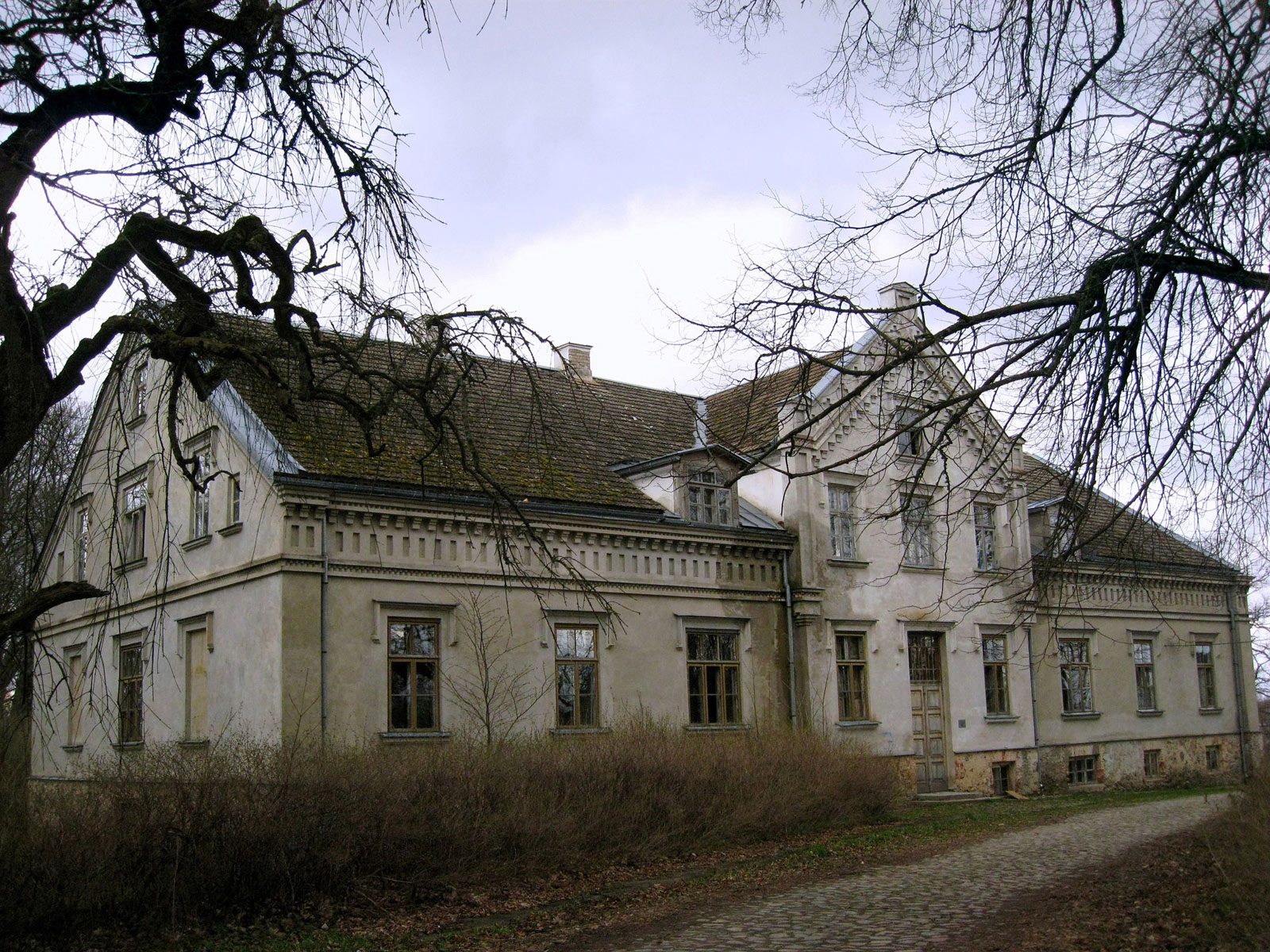 Valdemarpils (Валдемарпилс, Сасмакен, Сасмака, Sassmacken)